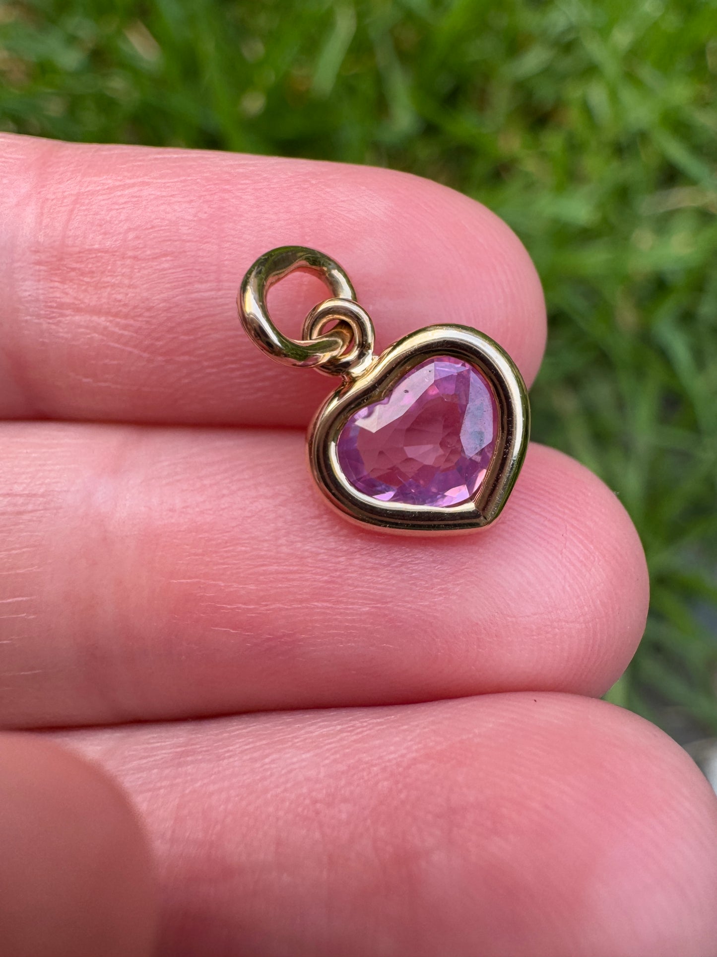 Custom 9ct yellow gold 0.77ct pink sapphire heart bezel set pendant