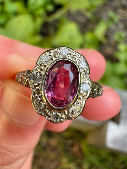 Vintage 18ct yellow gold 0.55ct pink sapphire and single cut diamond cluster ring