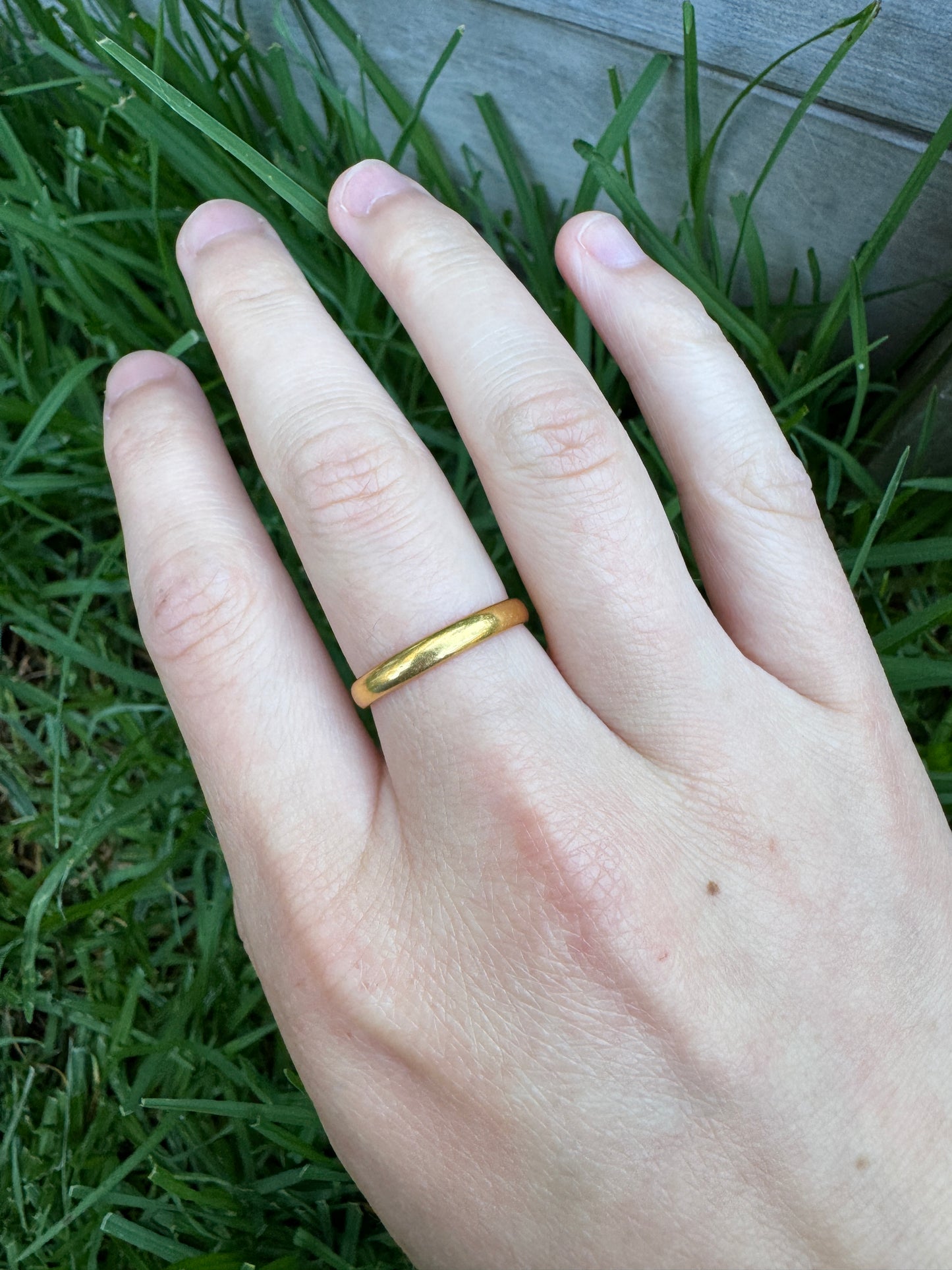 Vintage 22ct yellow gold band, 2.9mm wide
