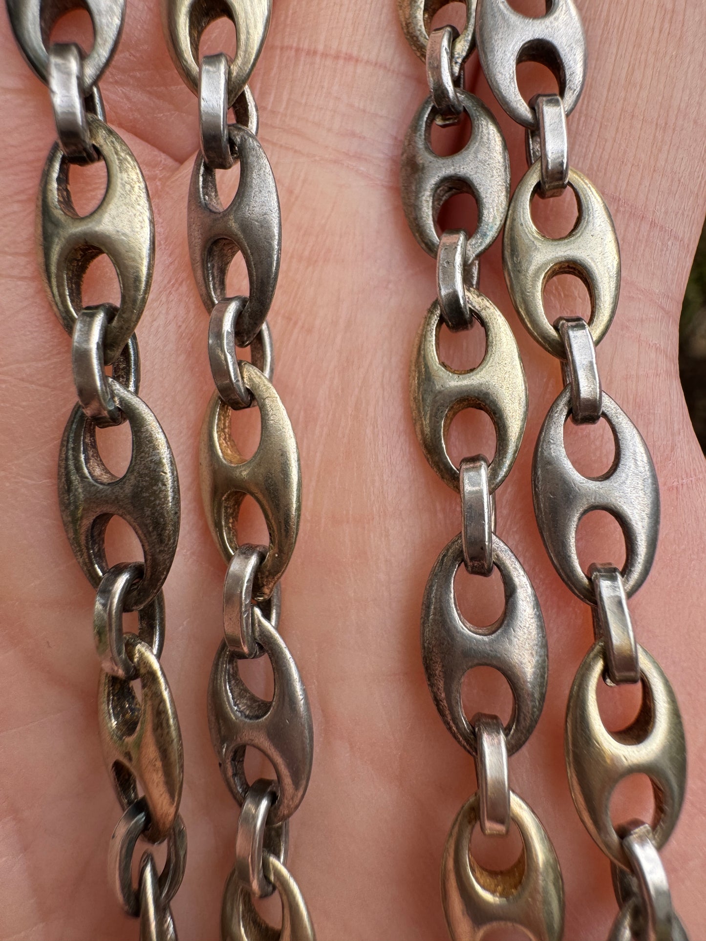 Vintage silver two tone puffy mariner/Gucci link chain, 72cm / 28.35 inches long