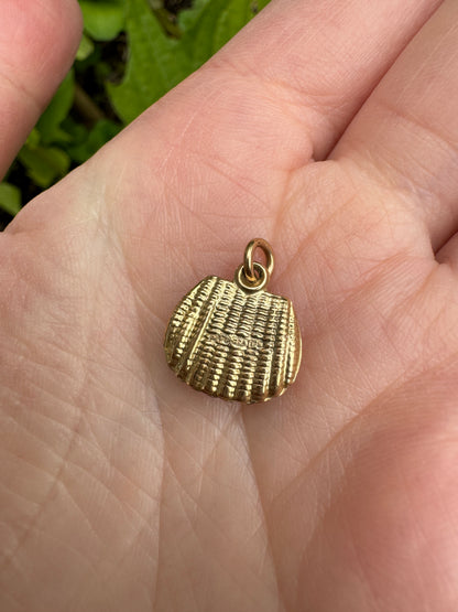 Vintage 9ct yellow gold handbag/purse charm