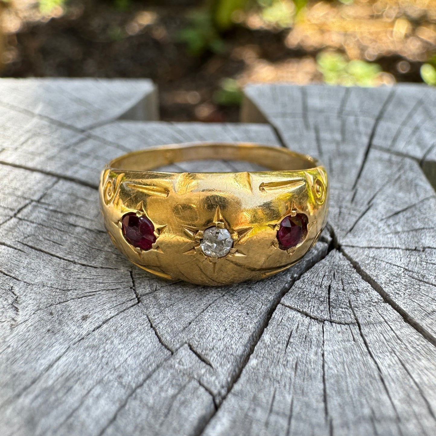 Vintage 18ct yellow gold cushion cut 0.25ct TCW ruby and old mine cut diamond starset gypsy ring