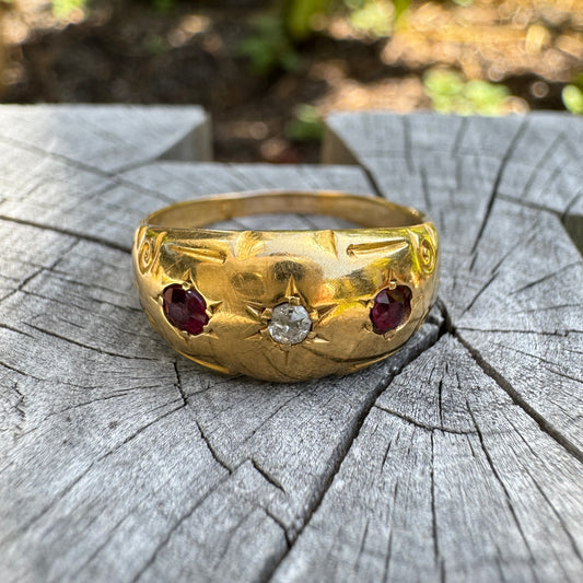 Vintage 18ct yellow gold cushion cut 0.25ct TCW ruby and old mine cut diamond starset gypsy ring