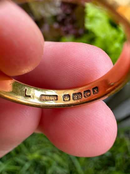 Antique 22ct yellow gold band, 3.5mm wide