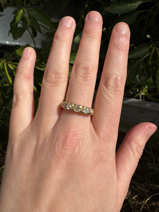 Vintage 18ct yellow gold five stone 1ct TCW old mine cut diamond ring