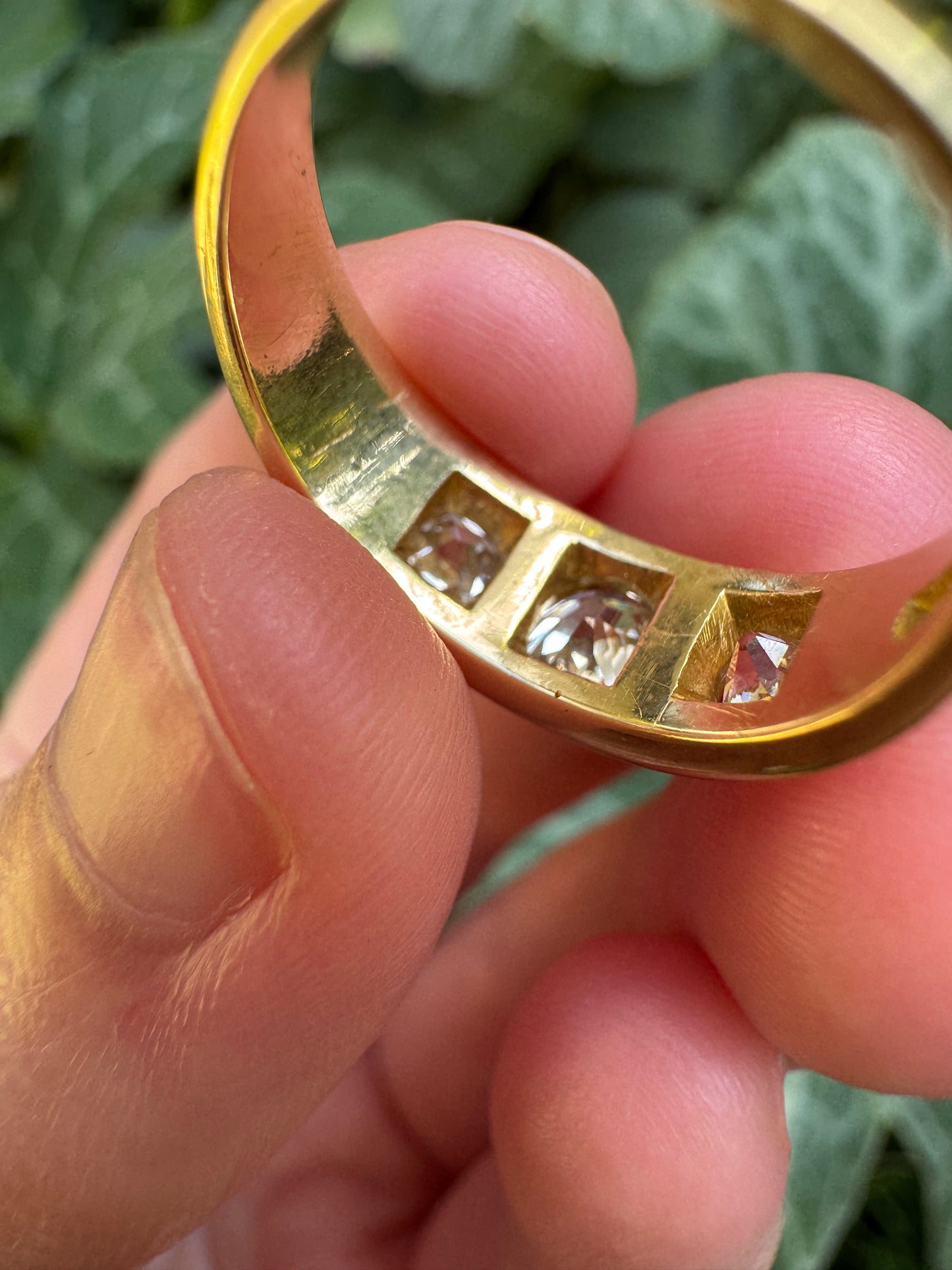 Antique 18ct yellow gold three stone 0.68ct TCW old mine cut diamond gypsy ring