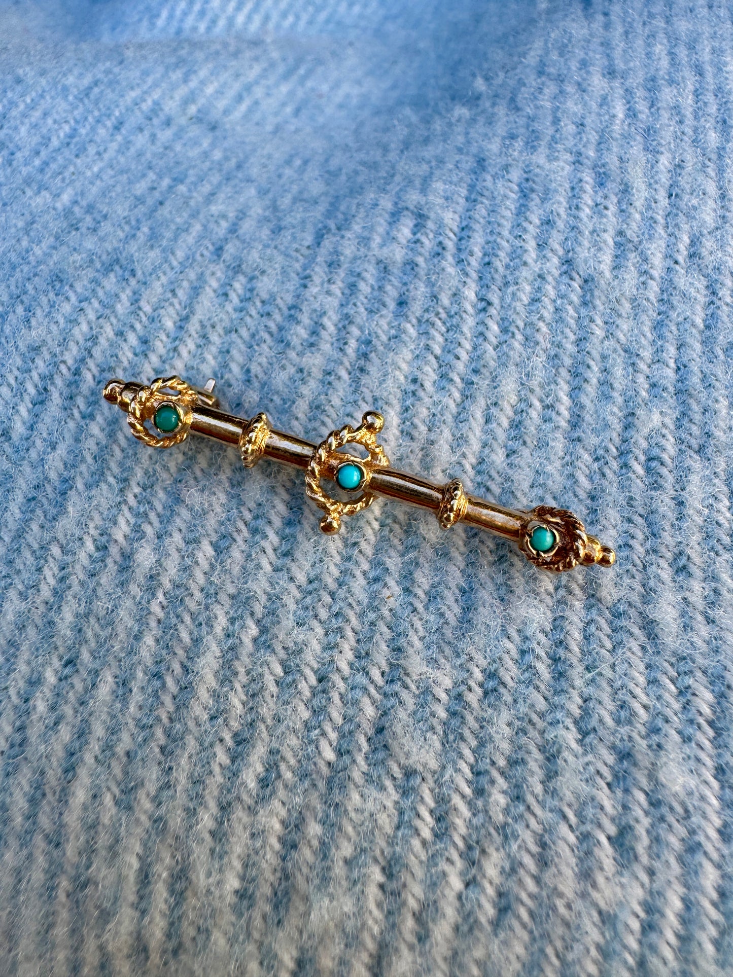 Vintage 9ct yellow gold turquoise cabochon bar brooch/chain extender
