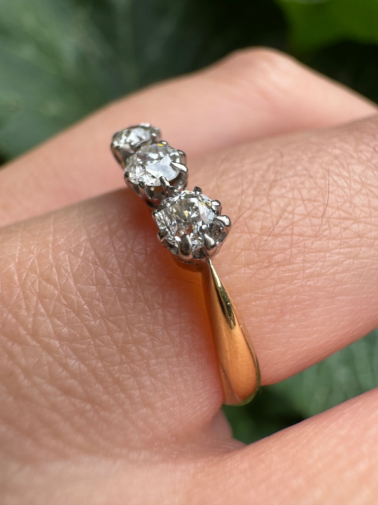 Antique Australian 18ct yellow gold three stone 0.44ct TCW old mine cut diamond ring