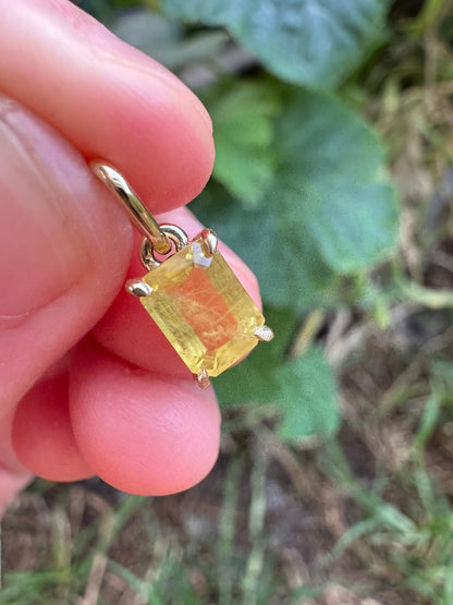 Custom handmade recycled 9ct yellow gold 1.25ct natural yellow sapphire prong set pendant