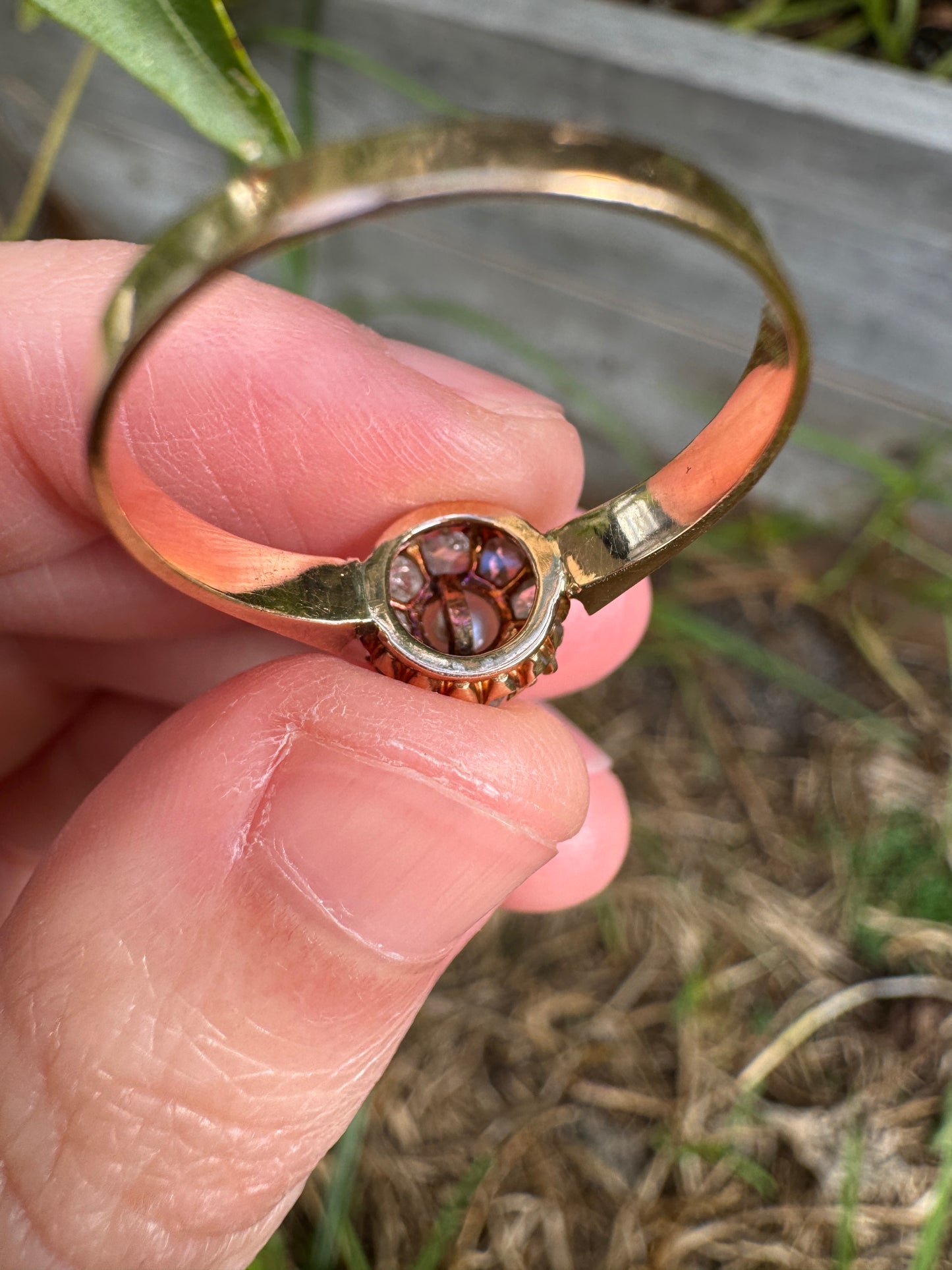 Vintage 18ct rose gold pearl and rose cut diamond daisy ring