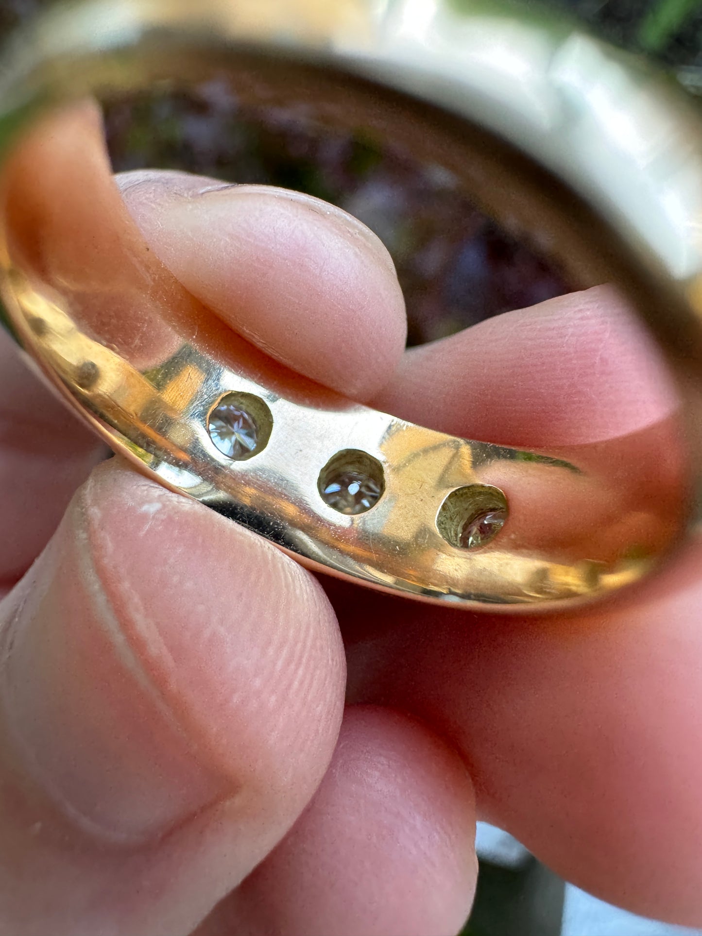 Vintage 14ct yellow gold three stone 0.2ct TCW old mine cut and brilliant cut diamond starset gypsy ring
