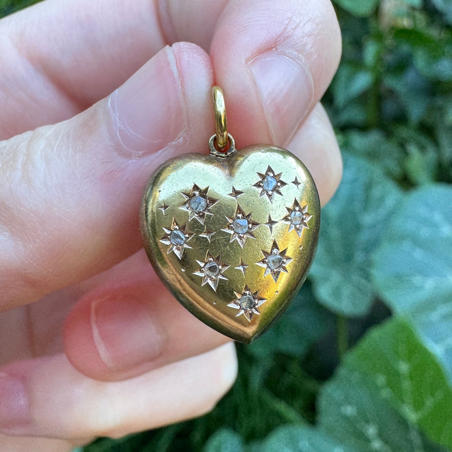 Antique English Victorian 15ct yellow gold rose cut diamond starset heart pendant