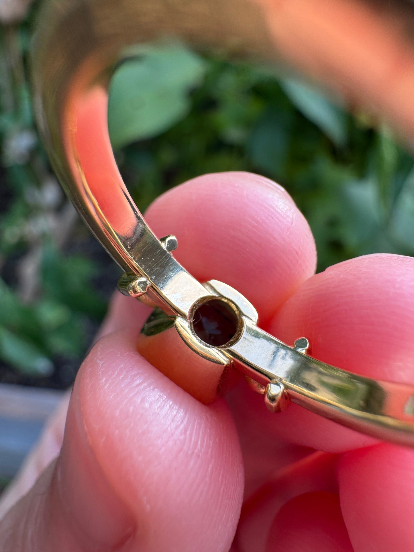 Handmade Chris Sherwin 18ct gold natural Australian sapphire ring