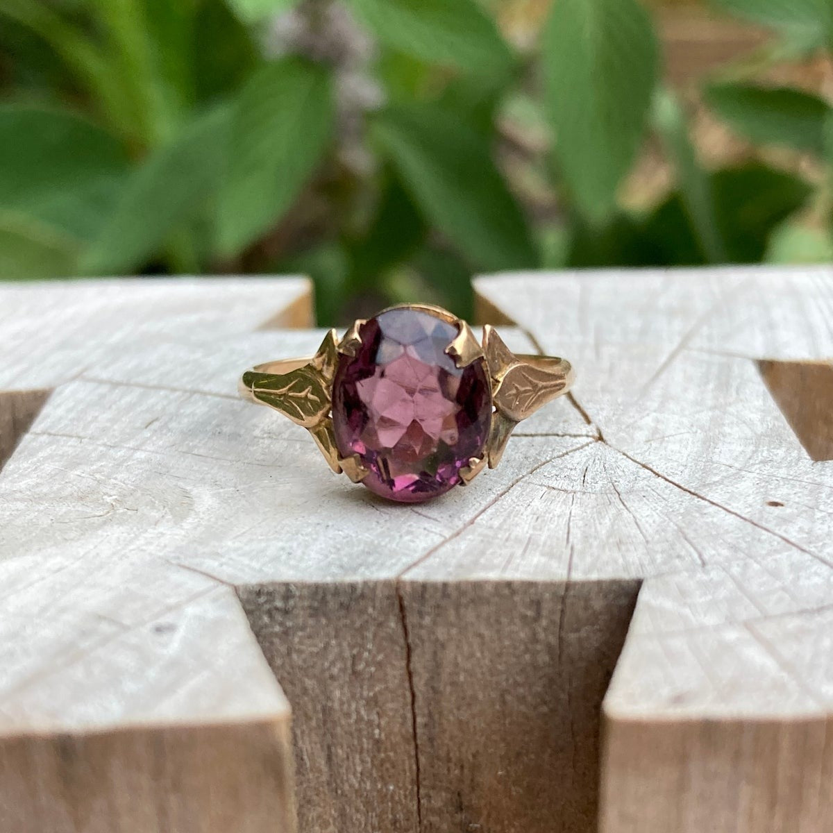 Vintage 9ct rose gold Arts & Crafts style faceted purple paste ring