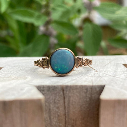 Vintage 9ct rose gold Arts & Crafts style opal doublet ring