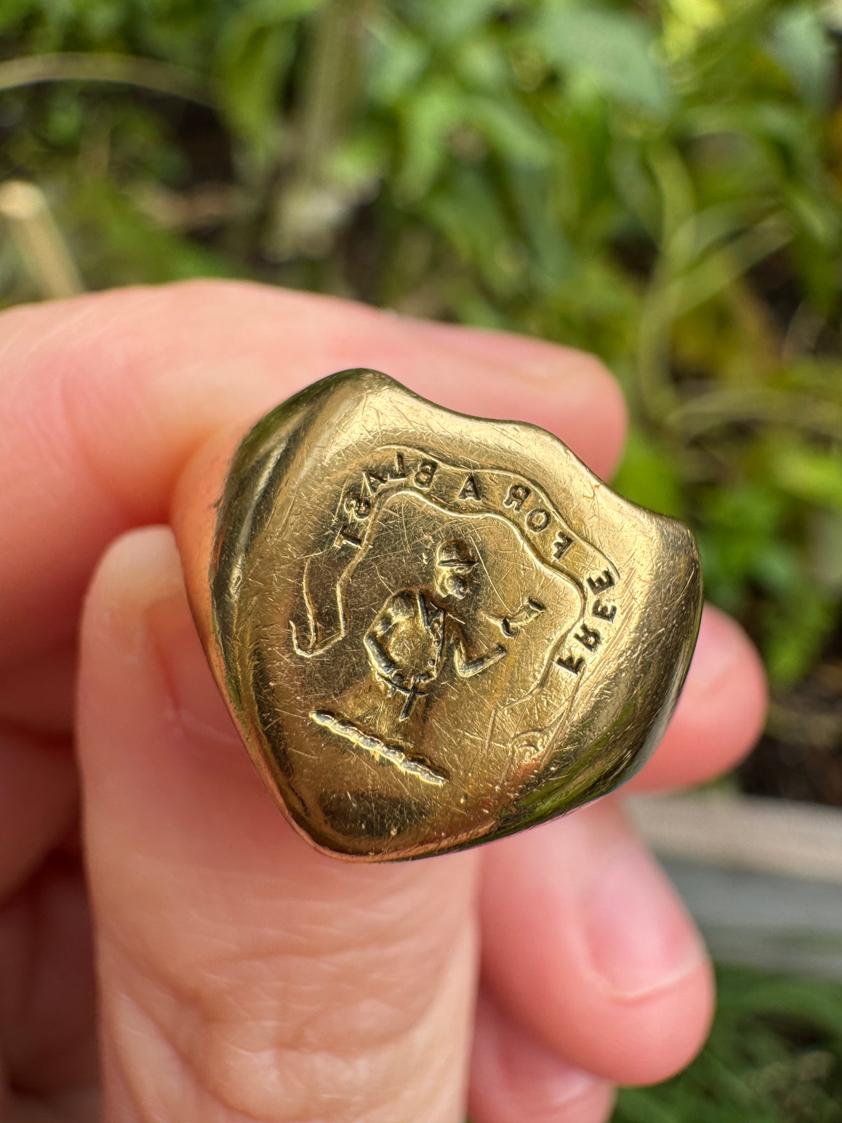 Vintage 18ct gold signet ring