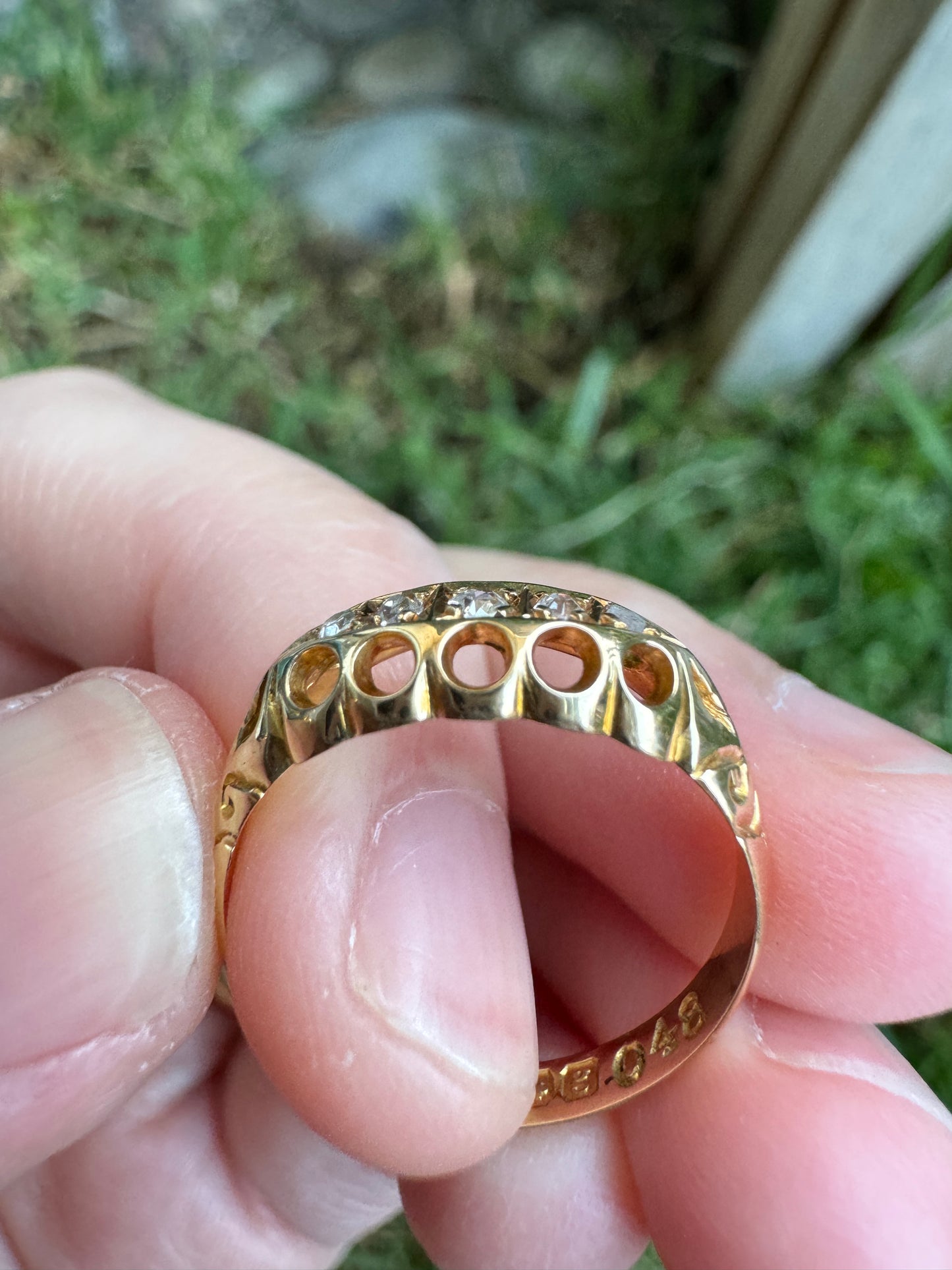 Antique 18ct yellow gold five stone 0.15ct TCW old cut diamond boat ring