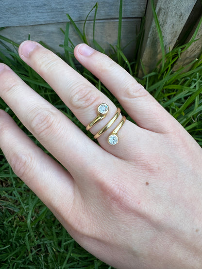 Vintage 18ct yellow gold 0.5ct TCW old mine cut diamond spiral ring