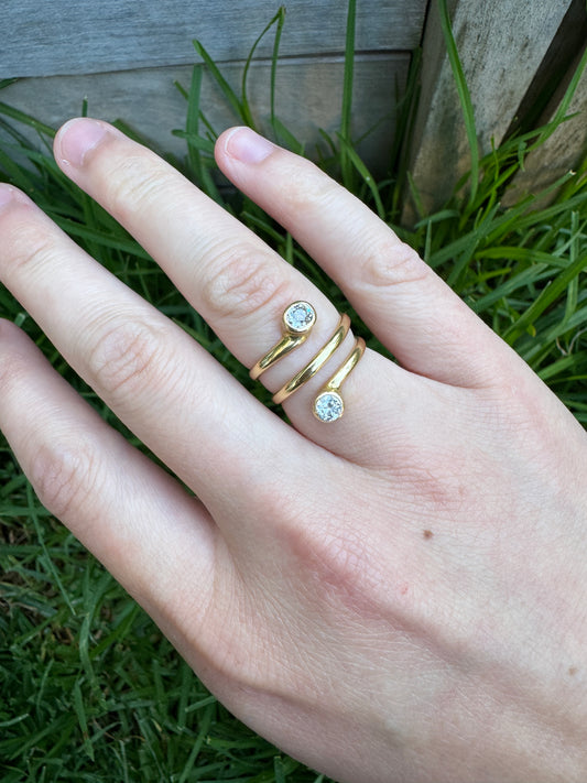 Vintage 18ct yellow gold 0.5ct TCW old mine cut diamond spiral ring