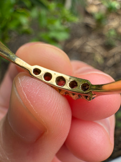 Vintage 18ct yellow gold five stone 0.28ct TCW old mine cut diamond ring