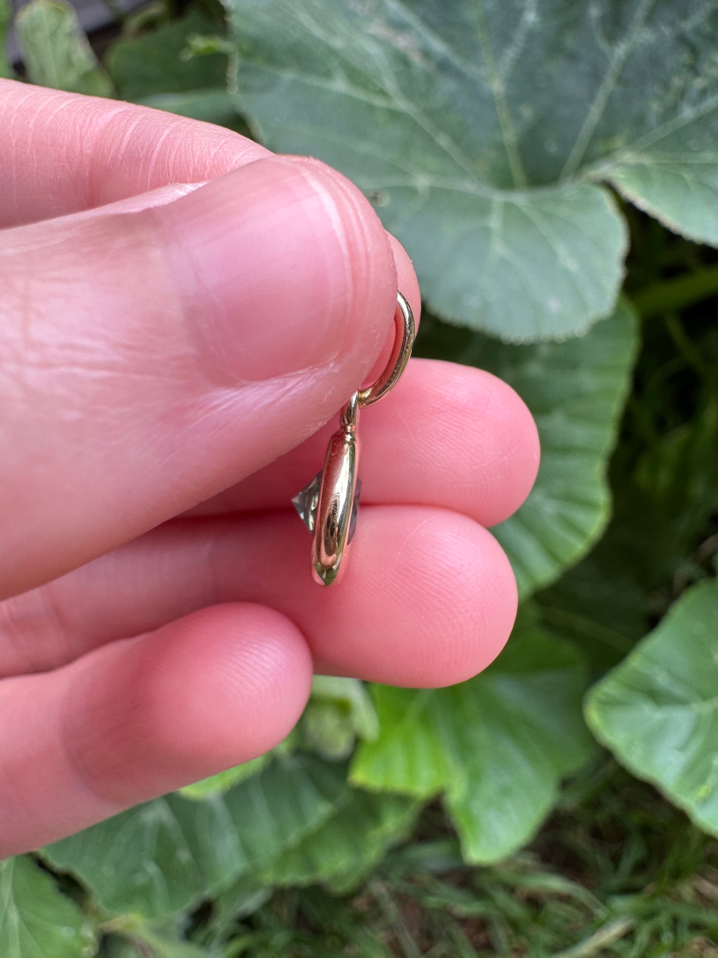 Custom handmade recycled 9ct yellow gold 1.08ct Australian parti sapphire bezel set pendant