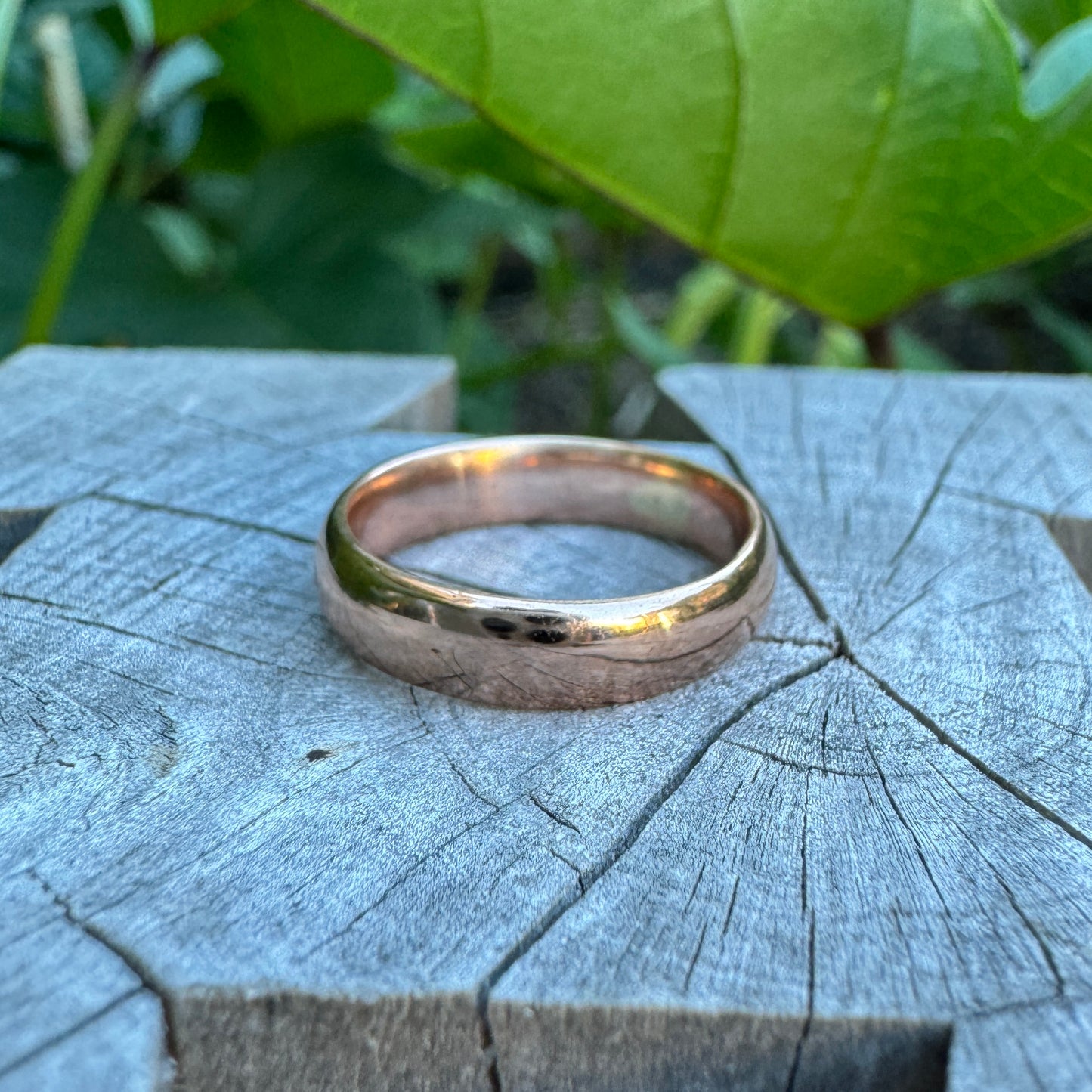 Vintage 9ct rose gold band, 3mm wide