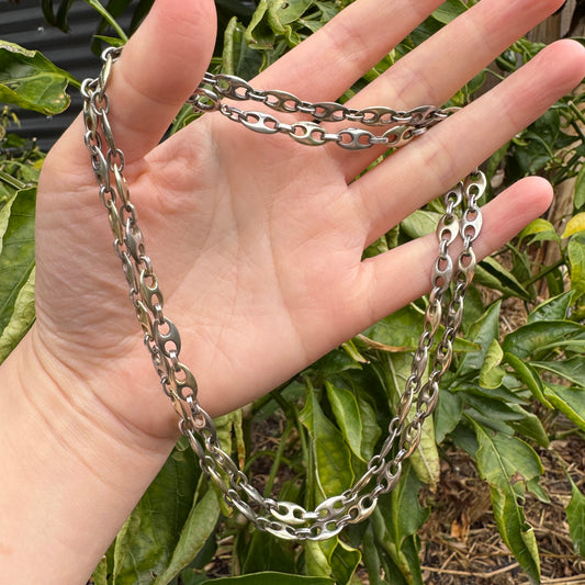 Vintage silver two tone puffy mariner/Gucci link chain, 72cm / 28.35 inches long