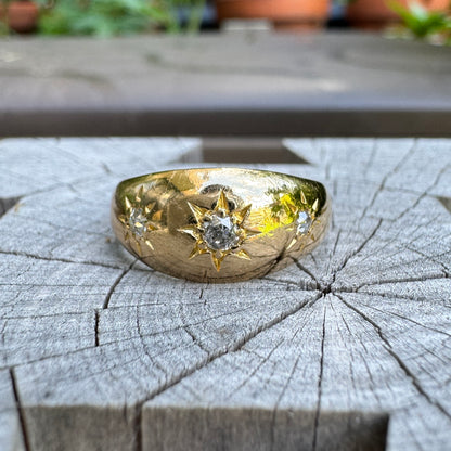 Antique 18ct yellow gold three stone 0.18ct TCW old mine cut diamond starset gypsy ring