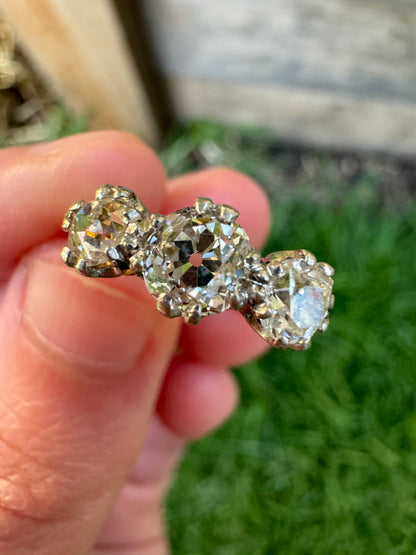 Vintage 18ct yellow gold and platinum 1.2ct TCW three stone old mine cut diamond ring