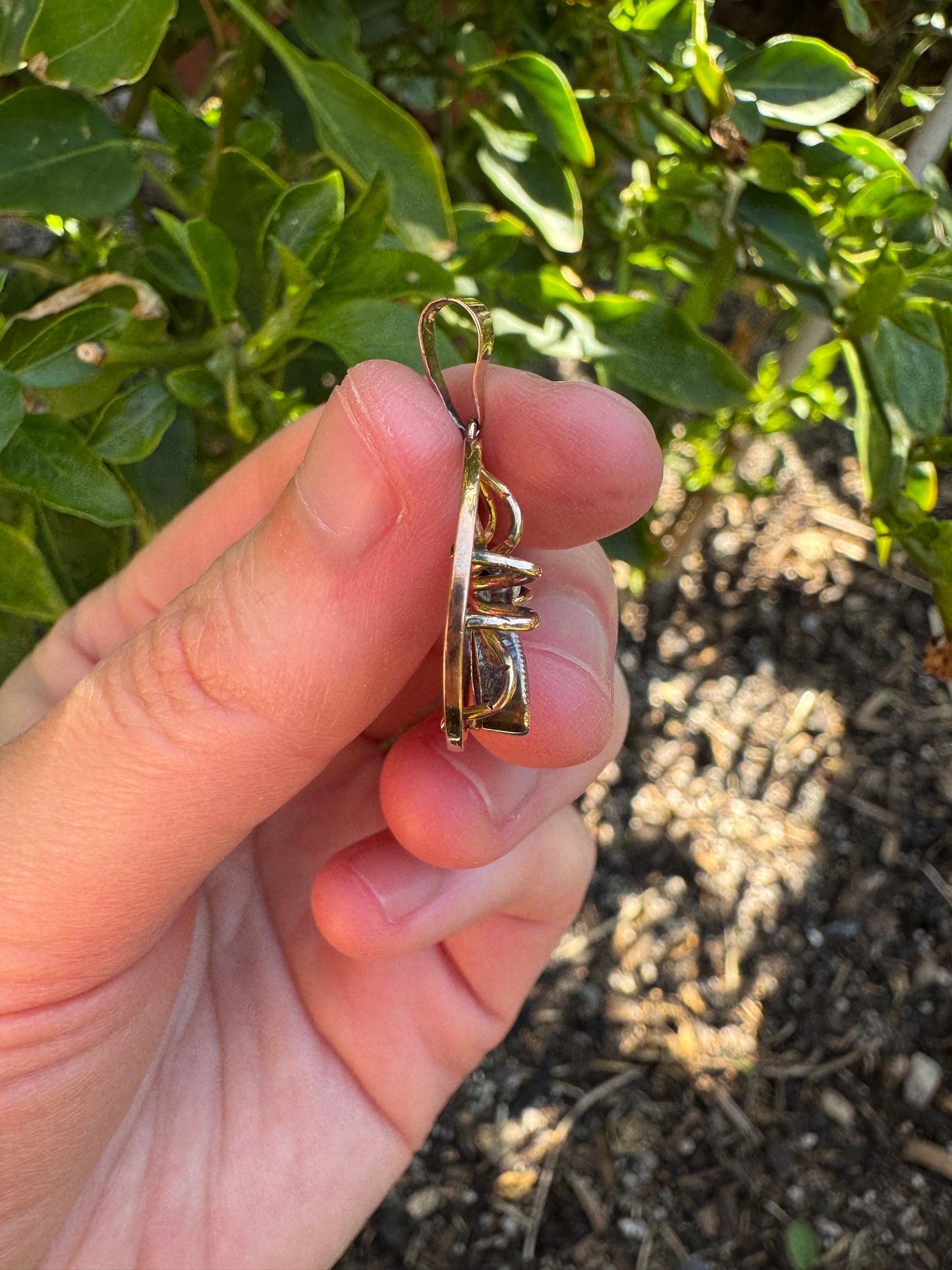 Antique 9ct yellow gold 0.6ct garnet and pearl spider pendant