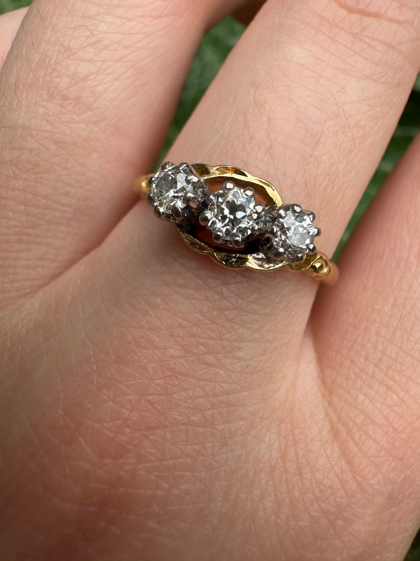 Vintage 18ct yellow gold three stone 0.5ct TCW old European cut diamond crossover ring