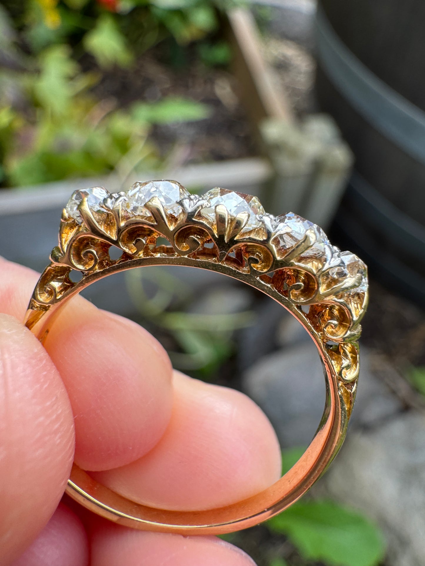 Antique 18ct gold old mine cut diamond five stone ring