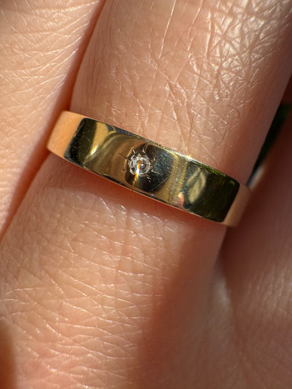Antique 9ct yellow gold single cut diamond starset gypsy ring