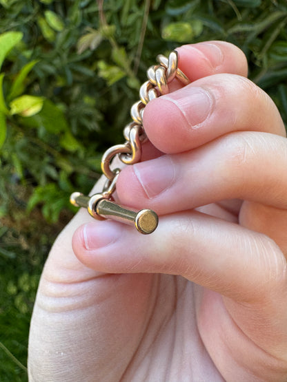 Antique 9ct yellow gold t-bar with extra gold links