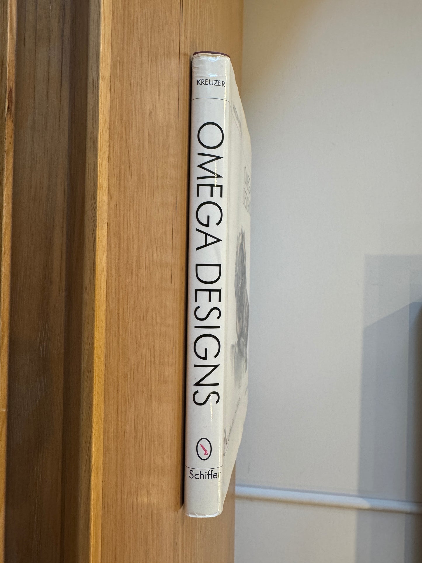 Omega Designs: Feast for the Eyes - Hardcover Book