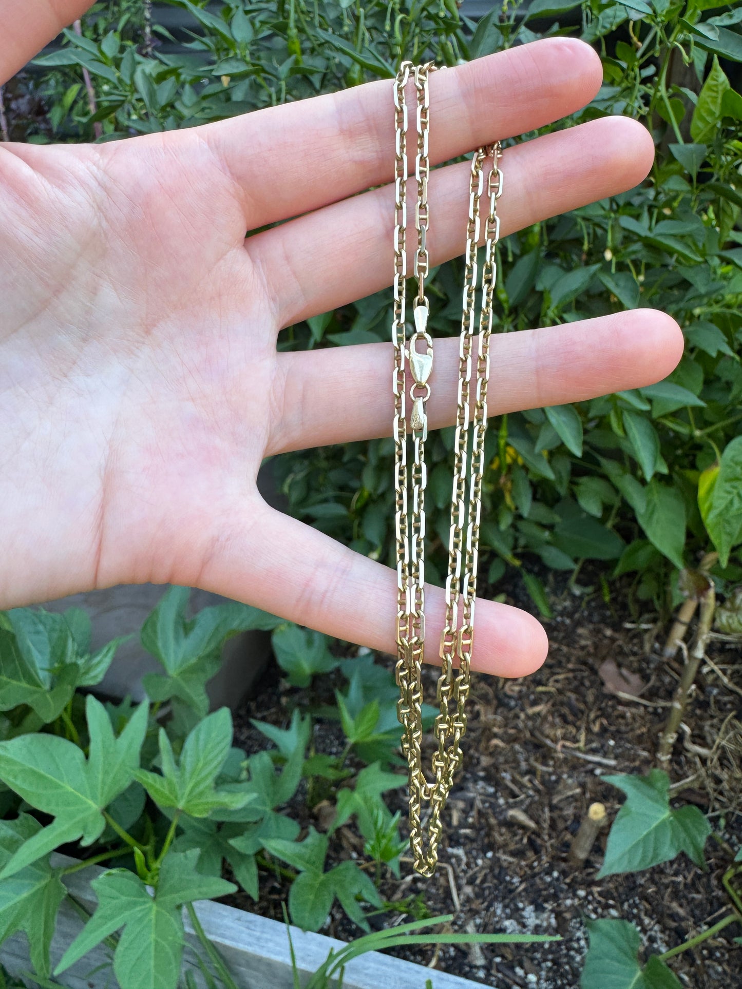 Vintage Italian 9ct yellow gold mariner link chain, 58.5cm / 23 inches long
