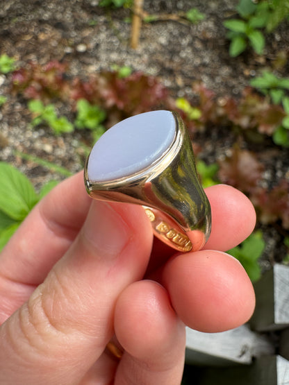 Antique 9ct yellow gold sardonyx signet ring