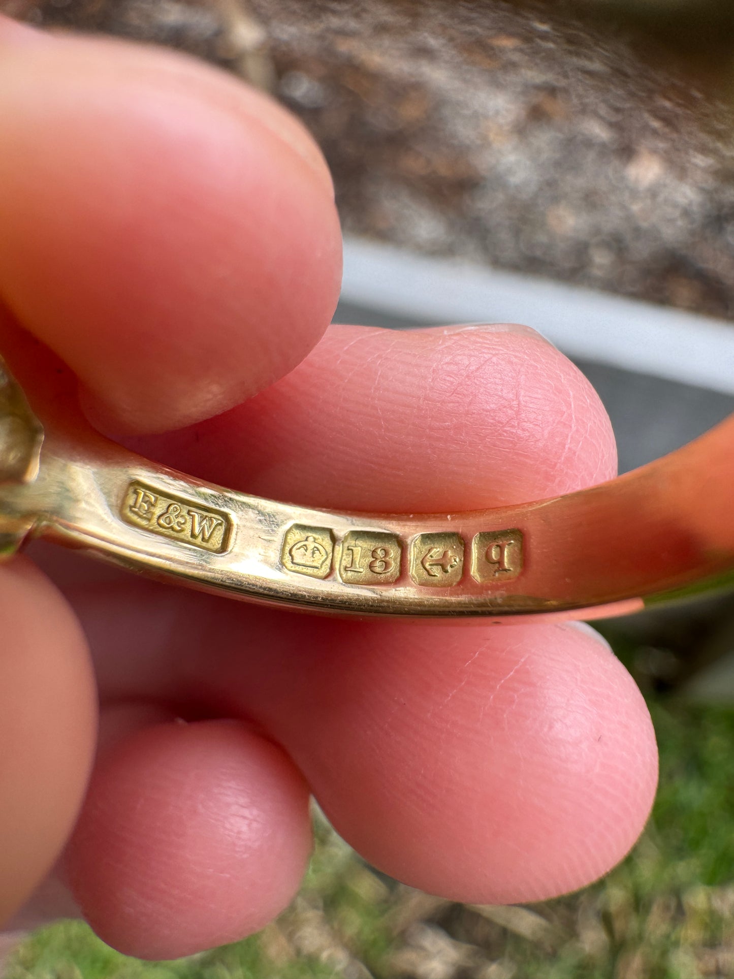 Antique 18ct yellow gold old cut diamond starset knot ring