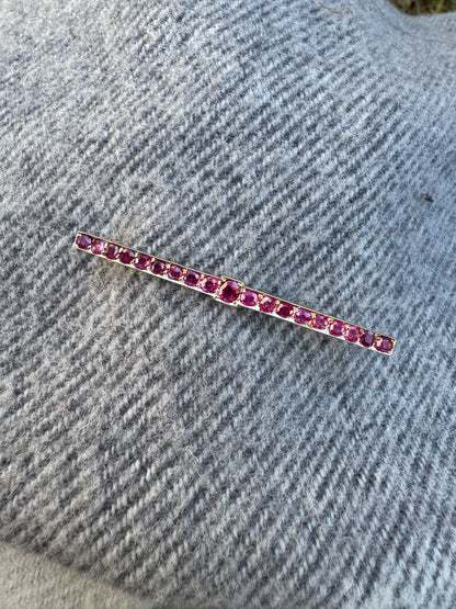 Antique 14ct yellow gold 1.86ct TCW old single cut natural ruby bar brooch/chain extender with lock mechanism