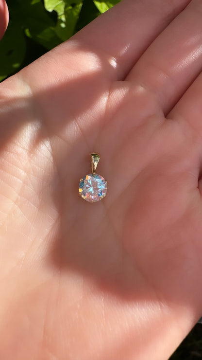 Vintage 9ct yellow gold mystic topaz solitaire pendant