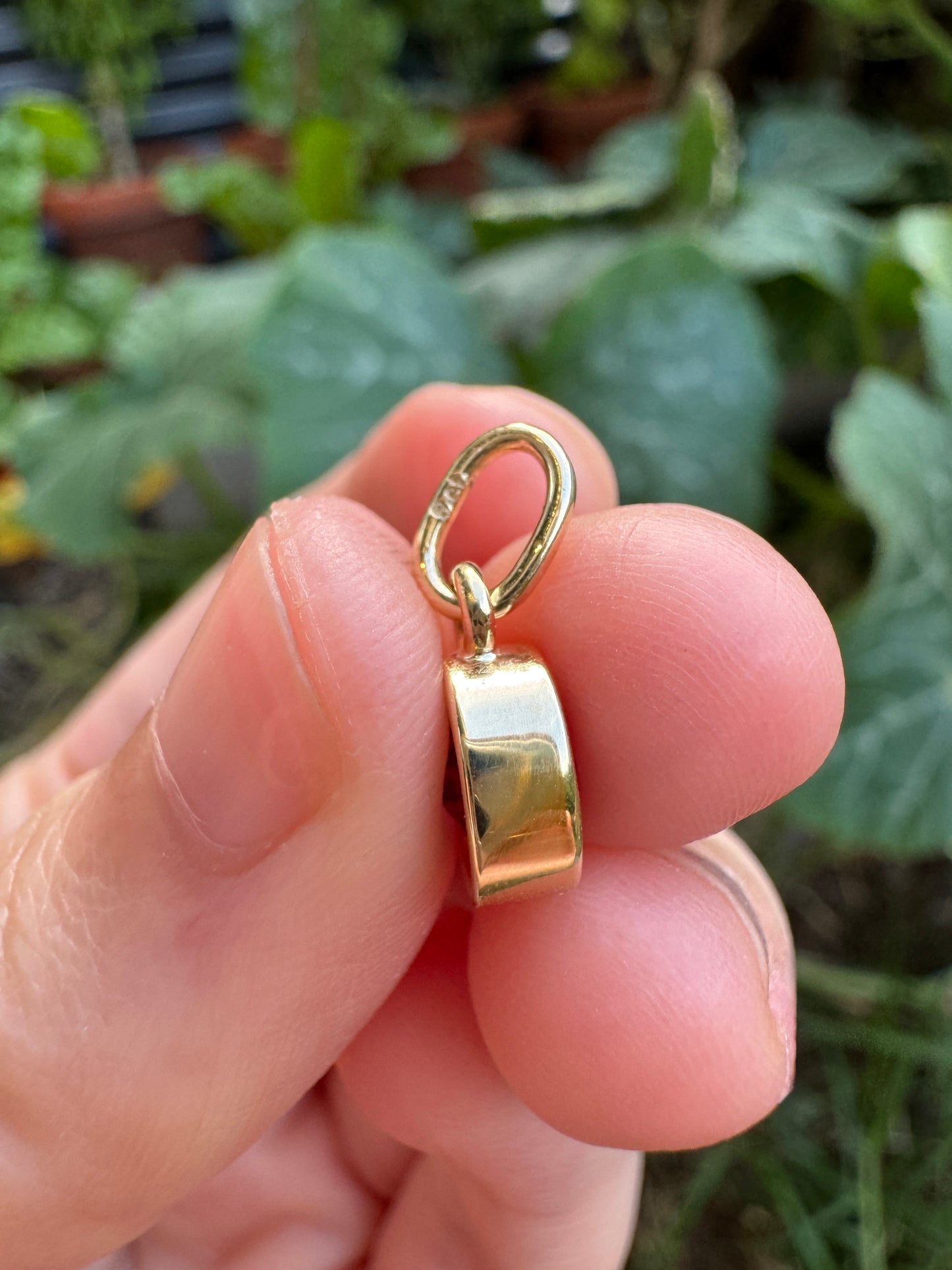 Custom handmade recycled 9ct yellow gold 1.56ct natural ruby bezel set pendant