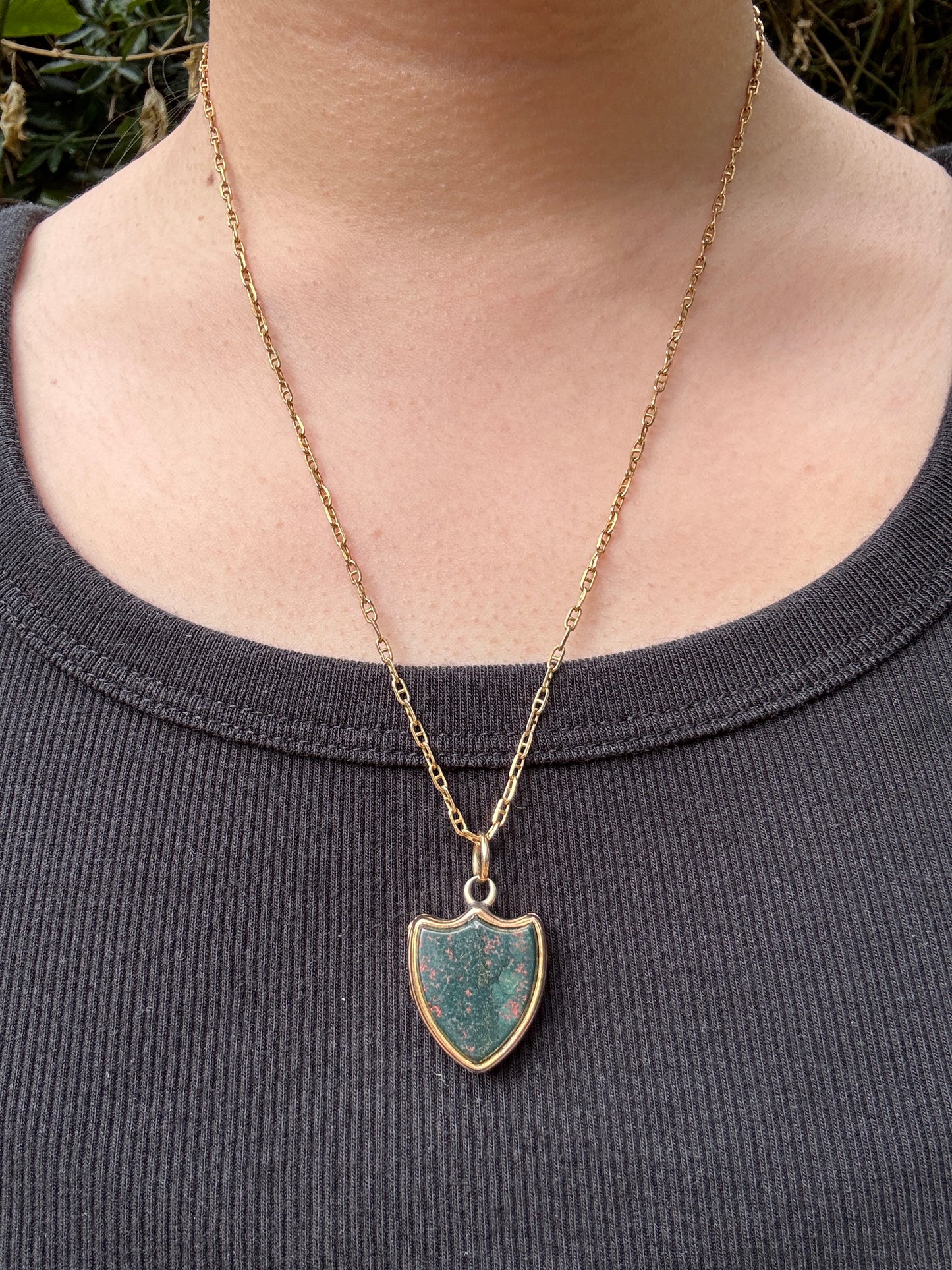 Antique 9ct yellow gold bloodstone shield locket pendant