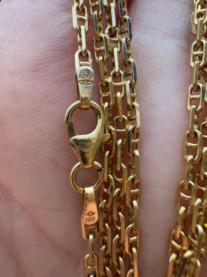 Vintage Italian 9ct yellow gold mariner link chain, 77cm / 30.3 inches long