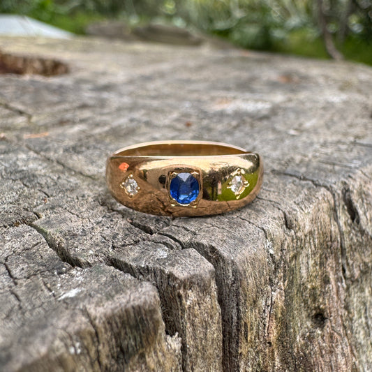 Vintage 18ct yellow gold old cut natural sapphire and old mine cut diamond gypsy ring