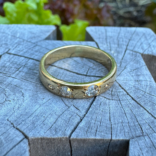 Vintage 18ct yellow gold 0.3ct TCW old mine cut and single cut diamond flush set toi et moi ring