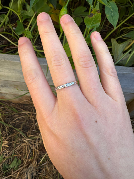 Antique Australian 18ct white gold six stone single cut diamond half eternity ring