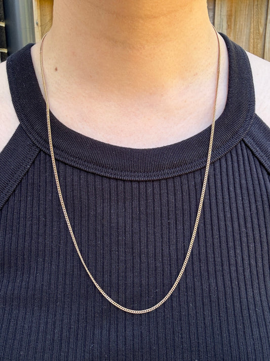 Vintage 9ct yellow gold curb link chain, 61cm / 24.02 inches long
