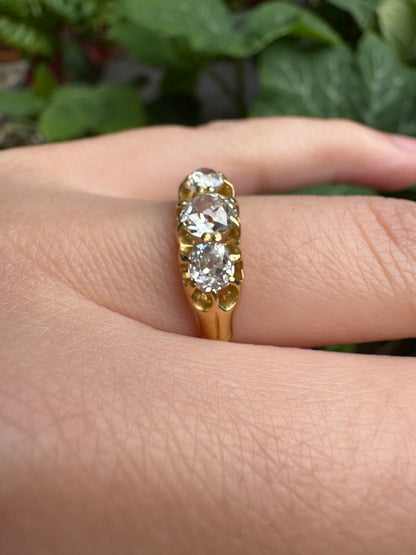 Antique 18ct yellow gold three stone 1.07ct TCW old mine cut diamond belcher ring