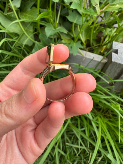 Antique Australian 9ct rosy yellow gold and enamel 'poison' signet ring