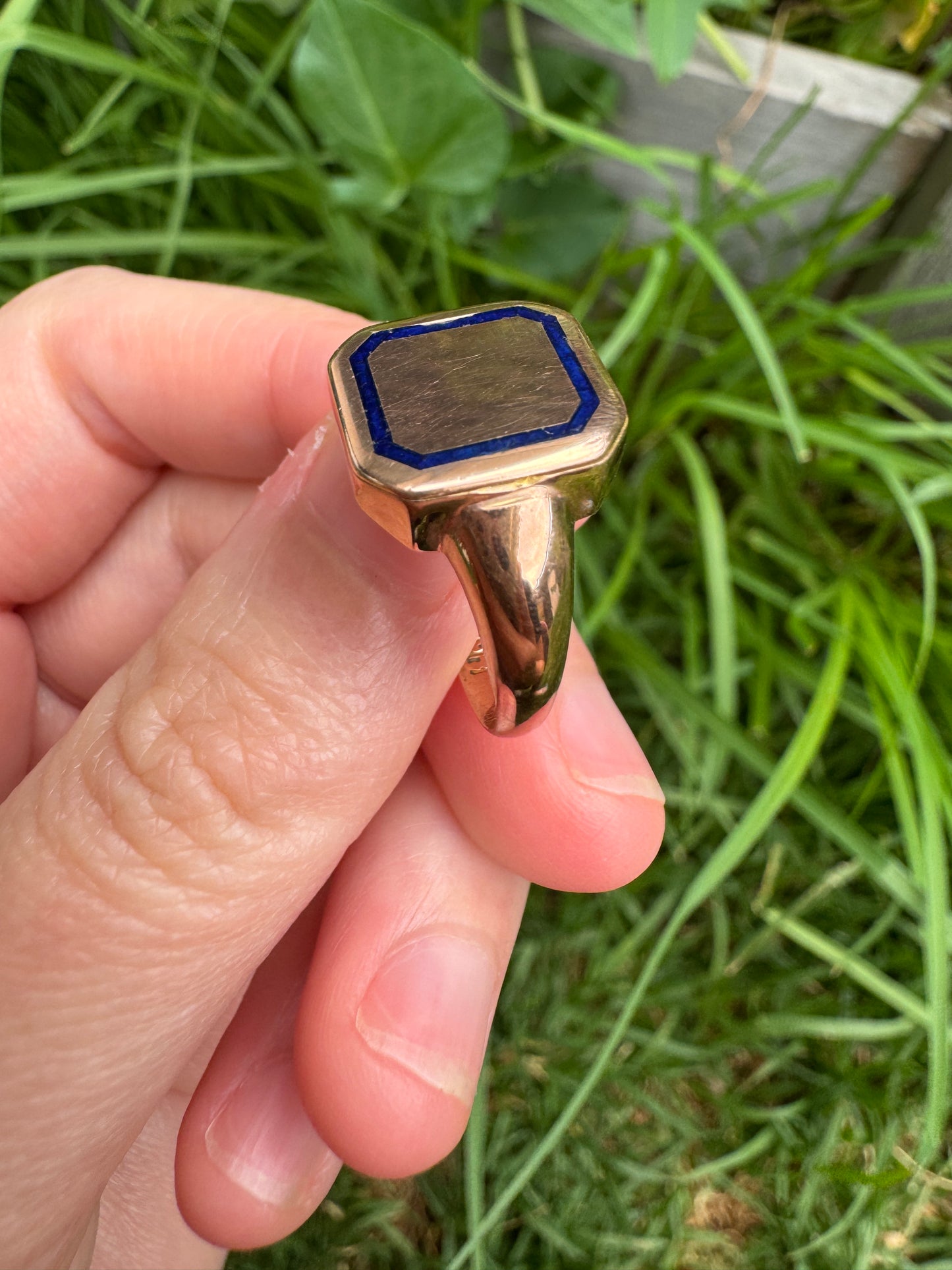 Antique Australian 9ct rosy yellow gold and enamel 'poison' signet ring